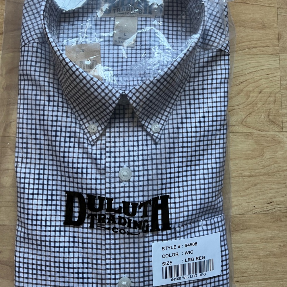 Duluth Trading Mens Trim Fit Size Large Dress Shirt.